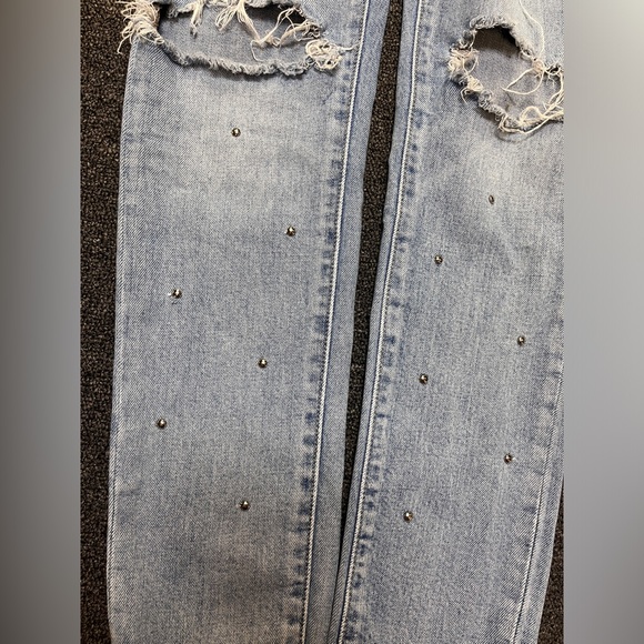 Levi’s jeans light blue size 25 with studs - Picture 2 of 11